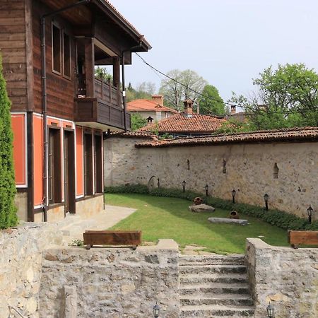 Willa Red House Kopriwsztica Zewnętrze zdjęcie