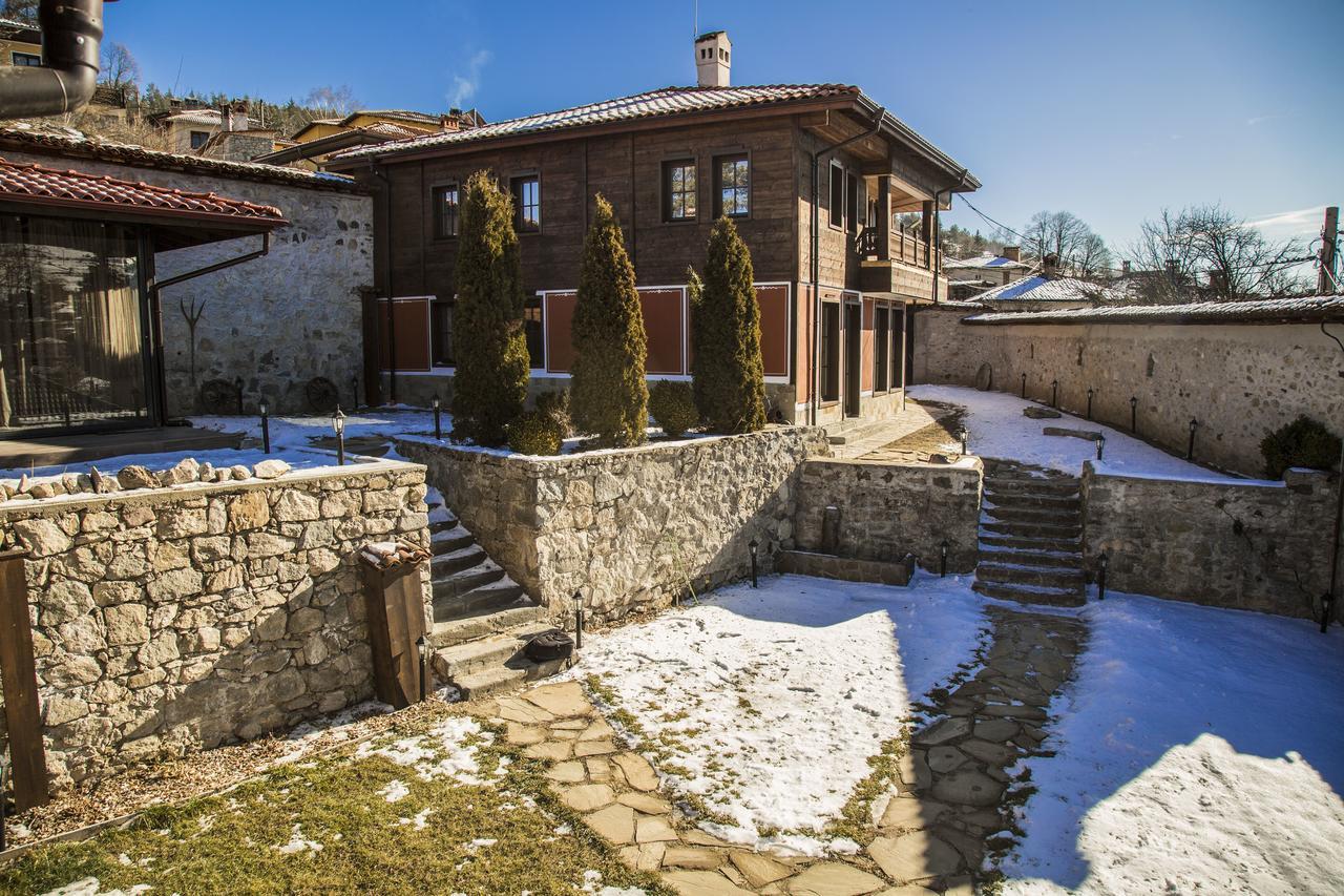Willa Red House Kopriwsztica Zewnętrze zdjęcie