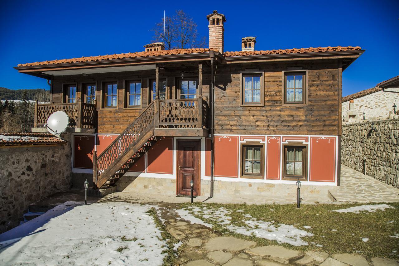 Willa Red House Kopriwsztica Zewnętrze zdjęcie